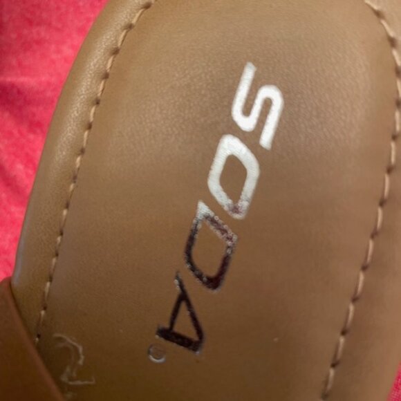 Soda Semi Platform Women Sandals with ankle Straps Sz 9 - Picture 2 of 6